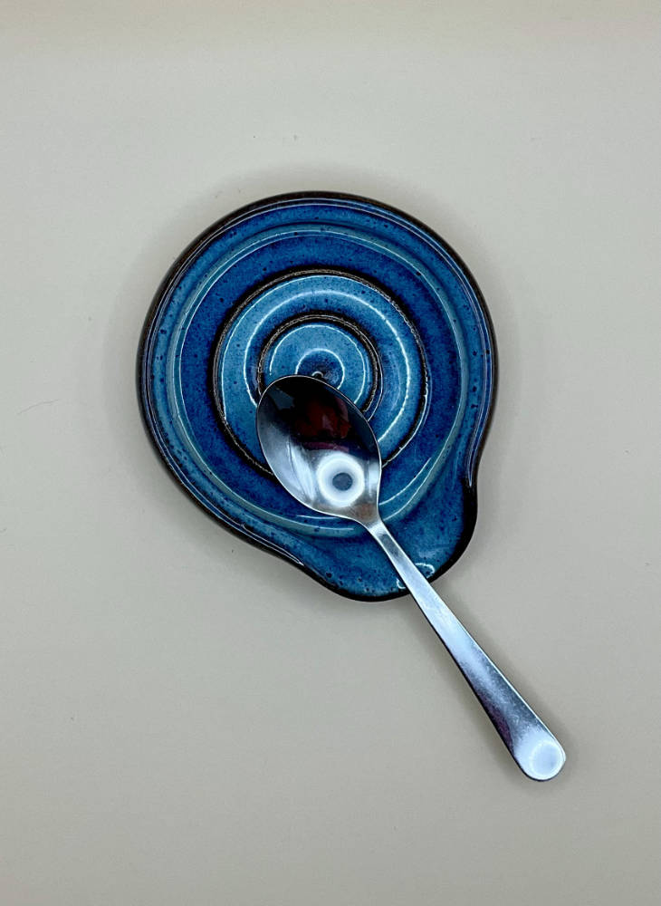 Spoon rest and spoon